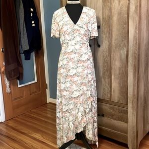 BerryGo Women's Boho V Neck Ruffle Floral Wrap Maxi Dress